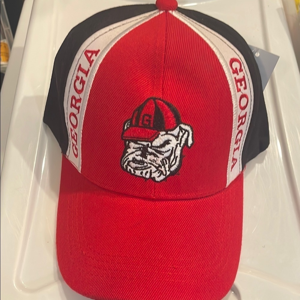 Georgia Bulldogs Red and Black Cap